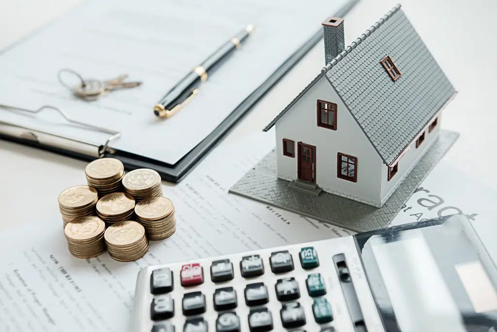 As vantagens e desvantagens do financiamento imobiliário por crédito associativo